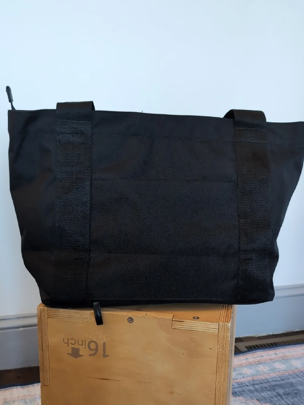 Beis Basic Tote Bag - Picture 2 of 3